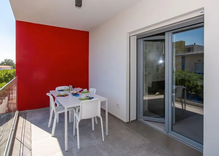 One Life Suites-2 By Interhome Daire